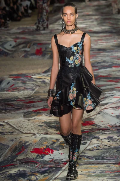 Look 23